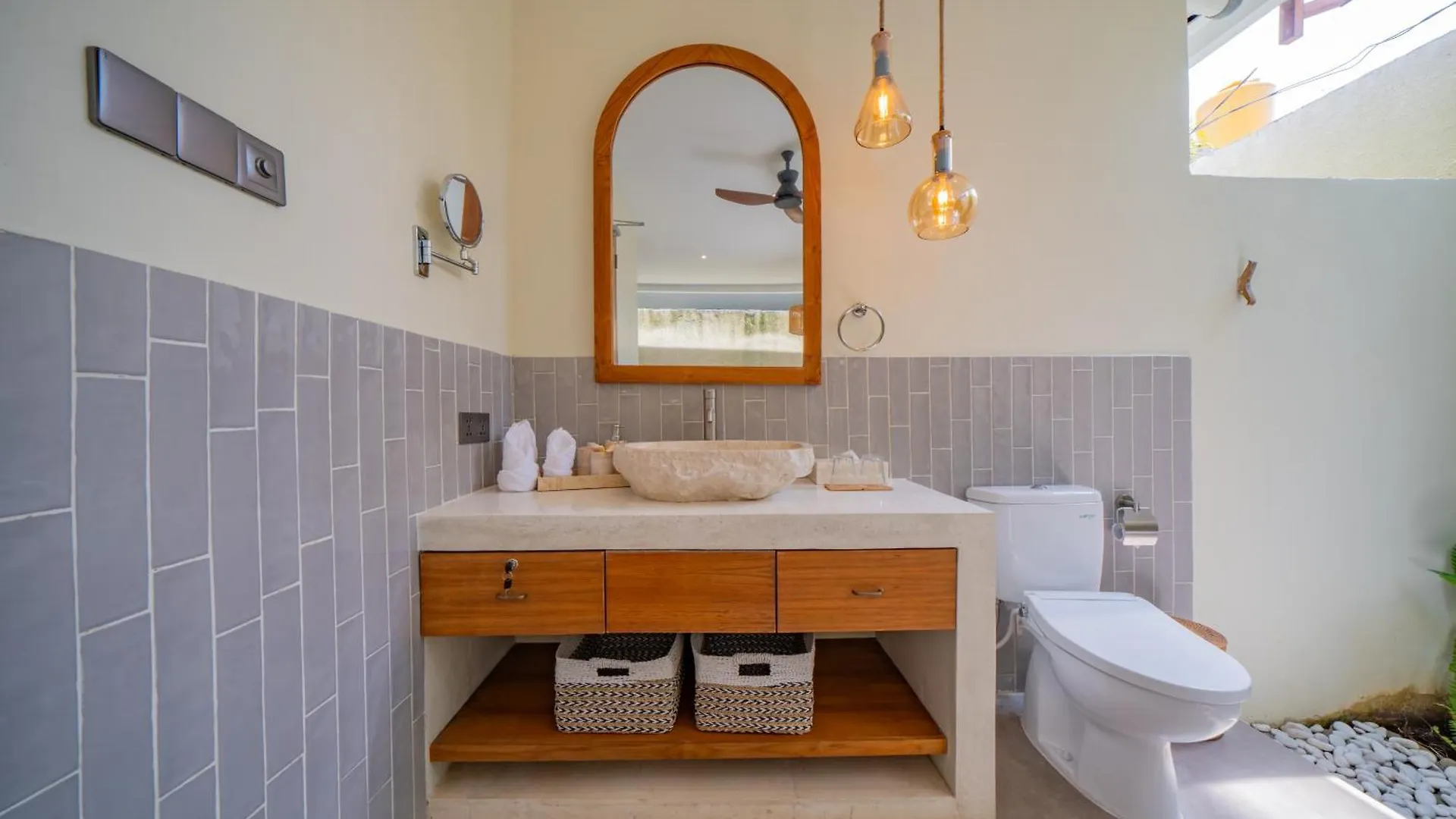 Luxury Balinese Oasis With Private Pool - 2 Br Villa Kerobokan  Indonesia